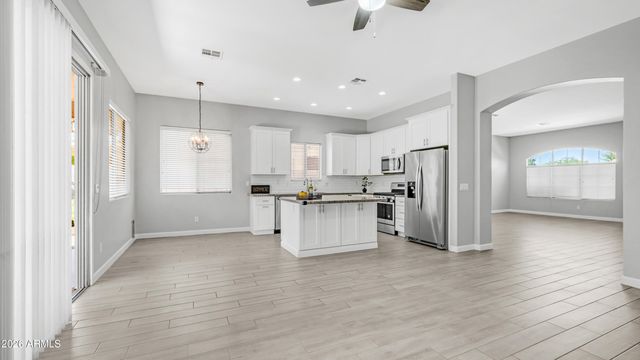 5381 W FOLLEY Street, Chandler, AZ 85226