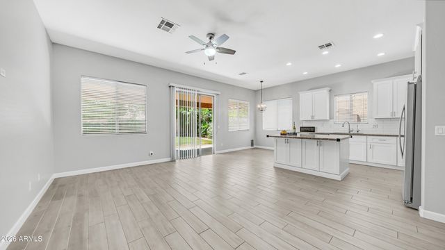 5381 W FOLLEY Street, Chandler, AZ 85226