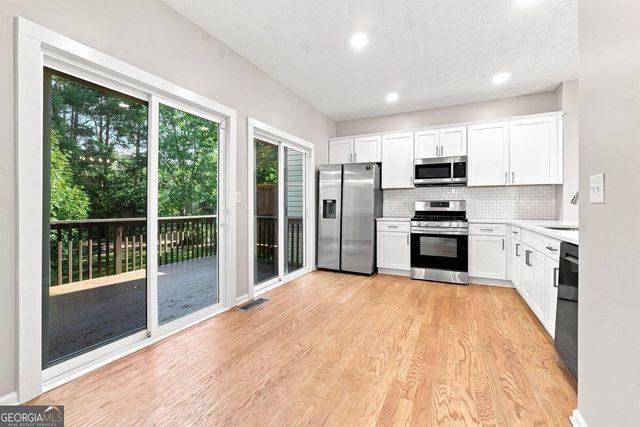 3684 Lantern Walk Lane, Scottdale, GA 30079