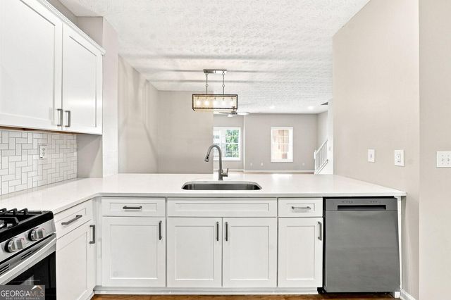 3684 Lantern Walk Lane, Scottdale, GA 30079