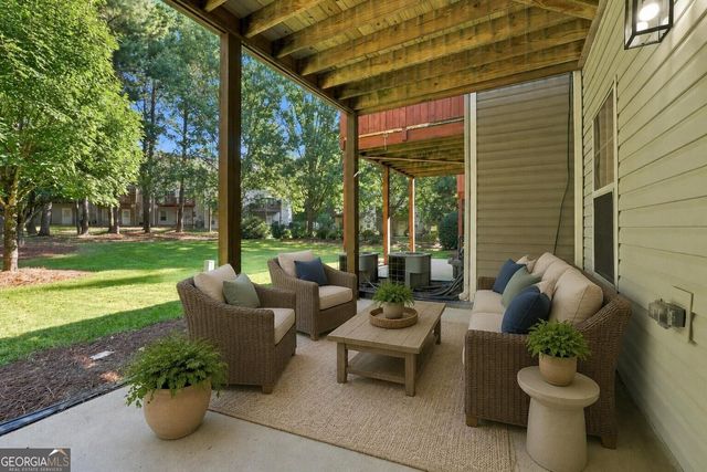 3684 Lantern Walk Lane, Scottdale, GA 30079