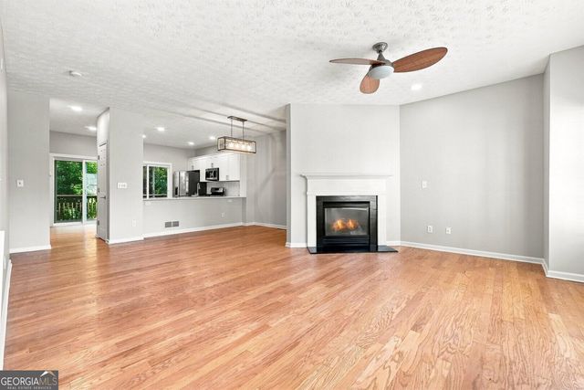 3684 Lantern Walk Lane, Scottdale, GA 30079