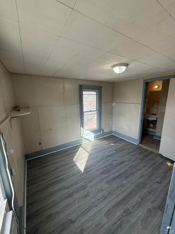 1011 N Jefferson Street, Junction City, KS 66441