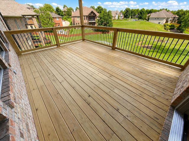 1620 W Silver Oak Drive, Springfield, MO 65810