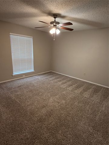 2011 Lavon Creek Lane, Arlington, TX 76006