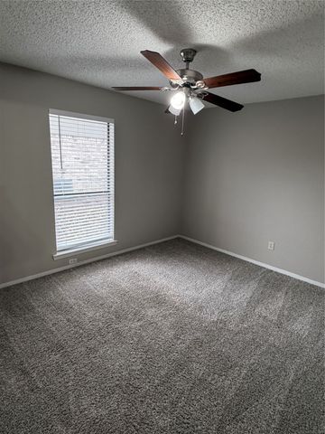 2011 Lavon Creek Lane, Arlington, TX 76006