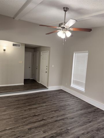 2011 Lavon Creek Lane, Arlington, TX 76006