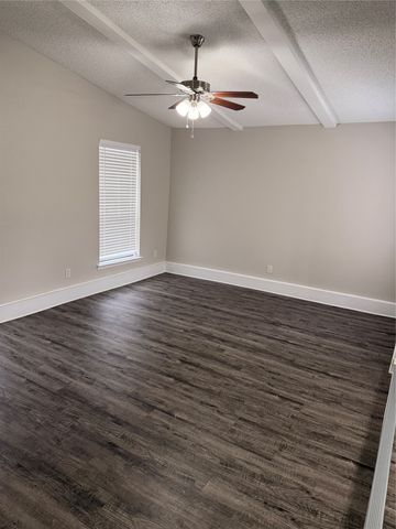 2011 Lavon Creek Lane, Arlington, TX 76006