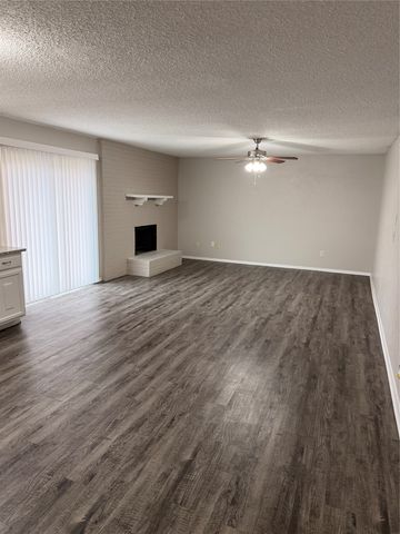 2011 Lavon Creek Lane, Arlington, TX 76006