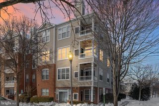 4200 MOZART BRIGADE LN #N, Fairfax, VA 22033