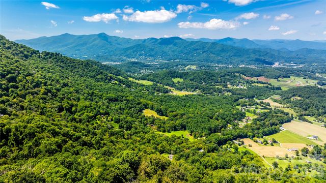 19 Estate Drive 40, Waynesville, NC 28786