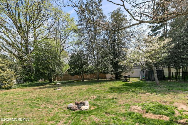 677 Locust Point Road, Rumson, NJ 07760