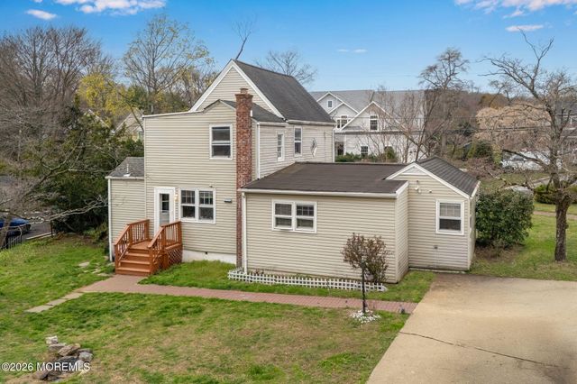 677 Locust Point Road, Rumson, NJ 07760