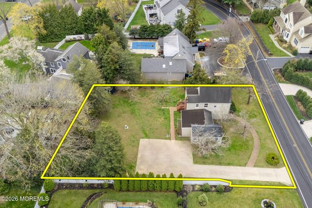 677 Locust Point Road, Rumson, NJ 07760
