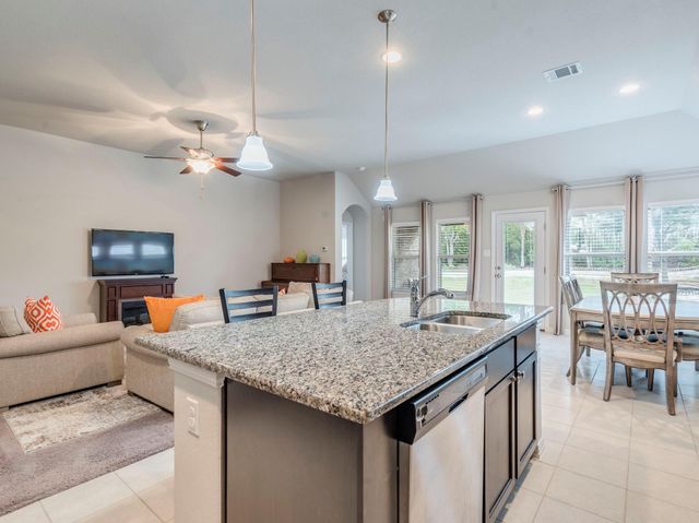 713 Vista Gardens DR, Buda, TX 78610