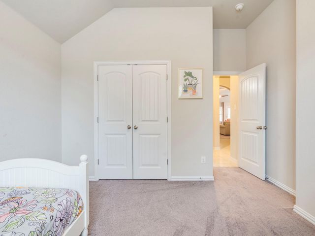 713 Vista Gardens DR, Buda, TX 78610