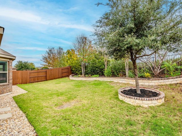 713 Vista Gardens DR, Buda, TX 78610