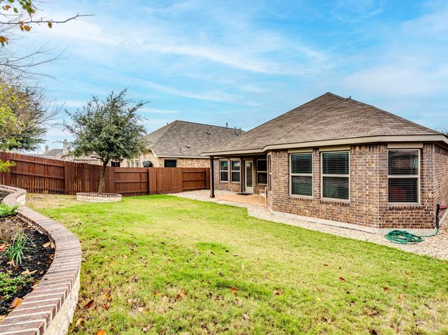 713 Vista Gardens DR, Buda, TX 78610
