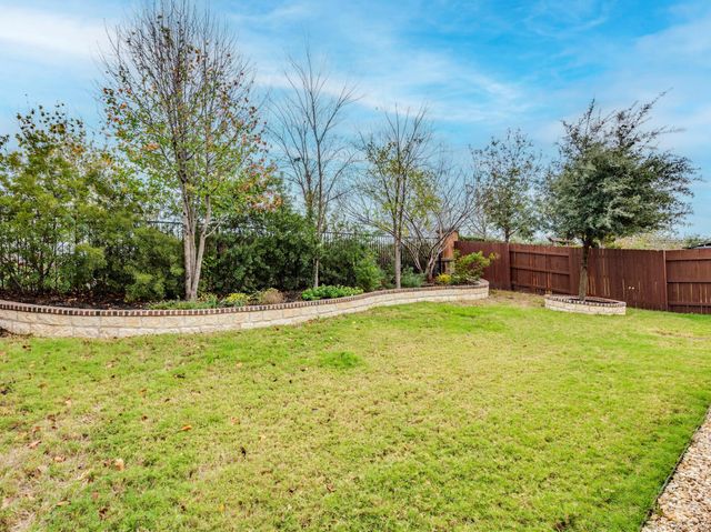 713 Vista Gardens DR, Buda, TX 78610
