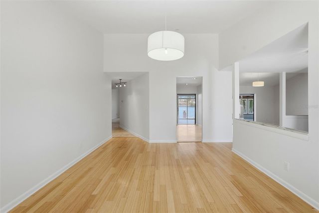 2300 S SHORE DRIVE SE, St Petersburg, FL 33705