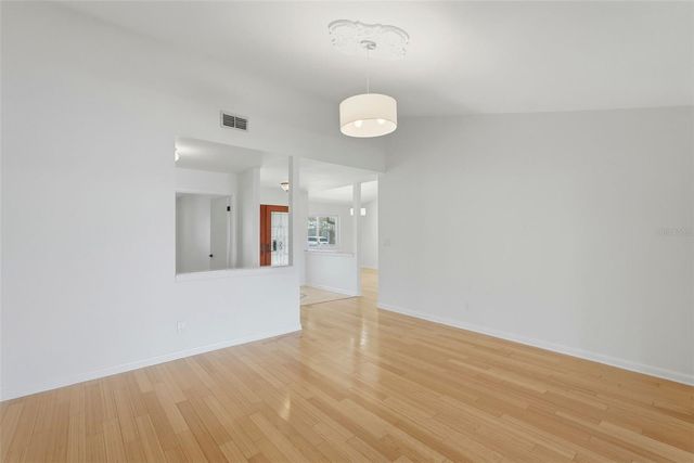 2300 S SHORE DRIVE SE, St Petersburg, FL 33705