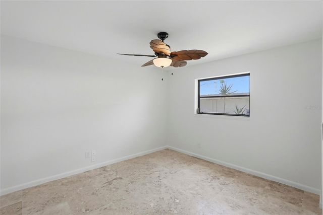 2300 S SHORE DRIVE SE, St Petersburg, FL 33705
