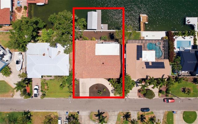 2300 S SHORE DRIVE SE, St Petersburg, FL 33705
