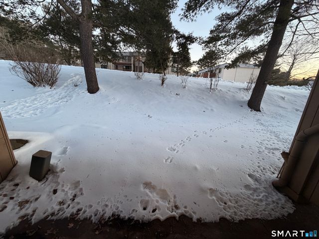 9 Willow Court 9, Cromwell, CT 06416