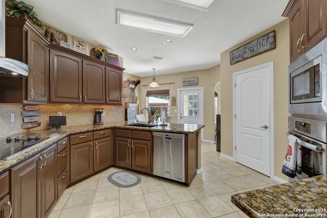 1171 Cherry Hill, New Braunfels, TX 78130