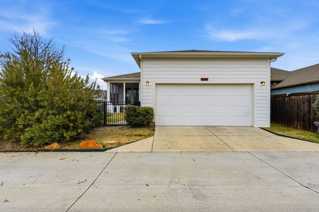 9317 Crockett Drive, Rowlett, TX 75089