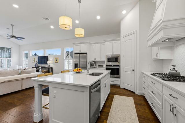 9317 Crockett Drive, Rowlett, TX 75089