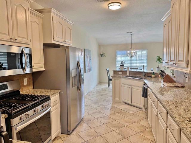 3606 NE Bradford ST, Lawton, OK 73507