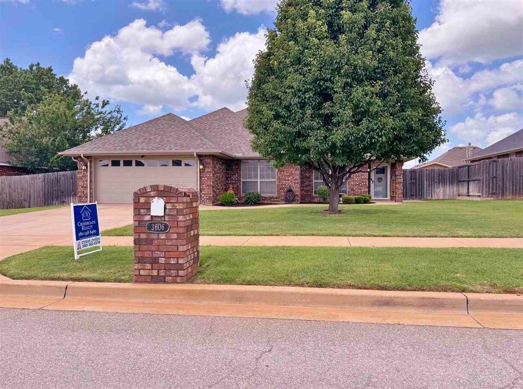 3606 NE Bradford ST, Lawton, OK 73507