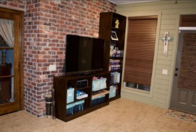 136 Merlot Drive, Moss Bluff, LA 70611