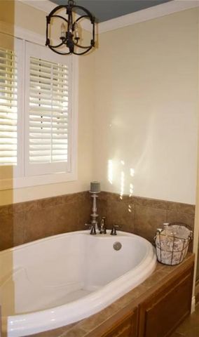 136 Merlot Drive, Moss Bluff, LA 70611