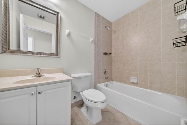 5313 SE Jennings Lane, Stuart, FL 34997