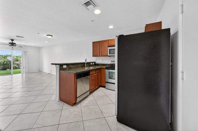 5313 SE Jennings Lane, Stuart, FL 34997