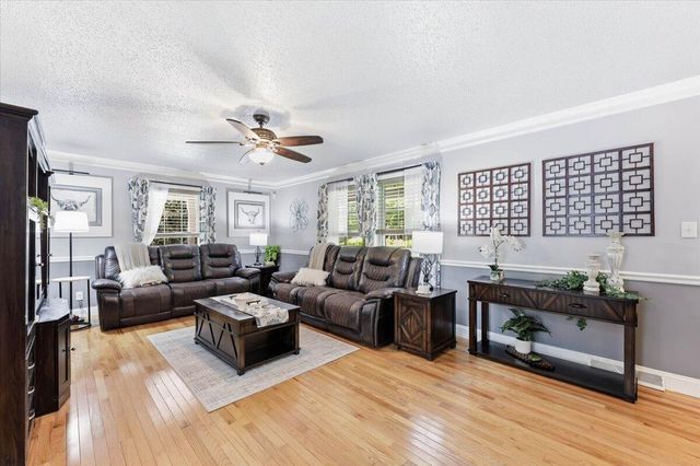 194 Pecan Drive, Summerville, SC 29483