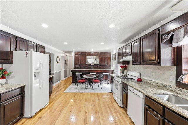 194 Pecan Drive, Summerville, SC 29483