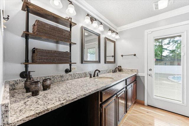 194 Pecan Drive, Summerville, SC 29483