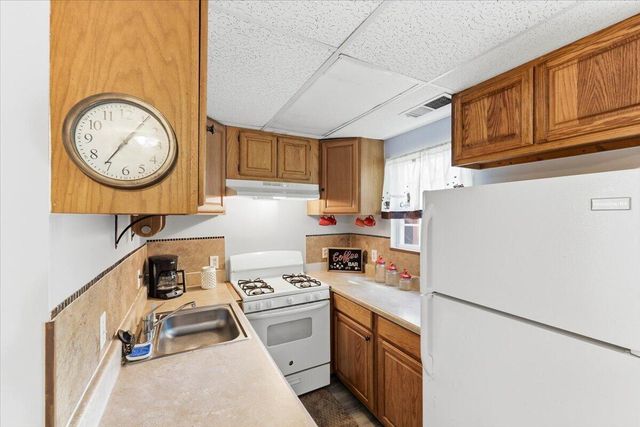 194 Pecan Drive, Summerville, SC 29483