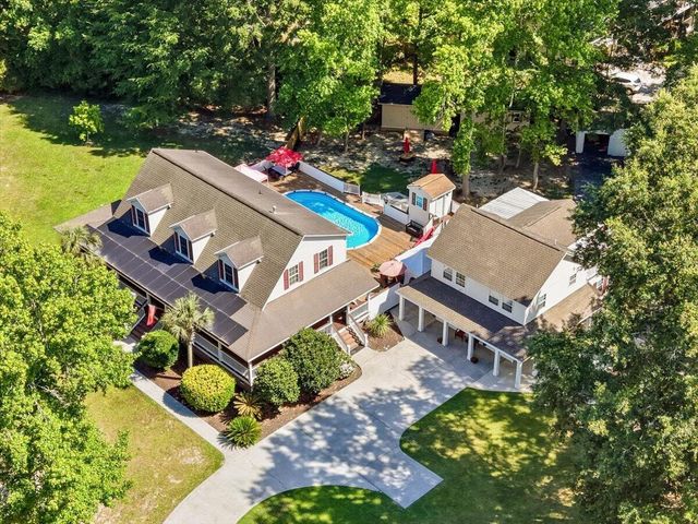 194 Pecan Drive, Summerville, SC 29483