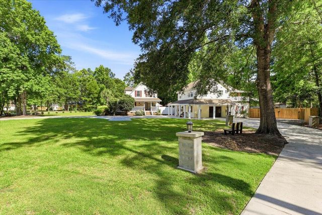 194 Pecan Drive, Summerville, SC 29483