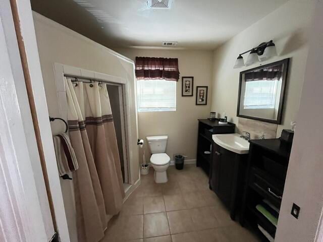 194 Pecan Drive, Summerville, SC 29483