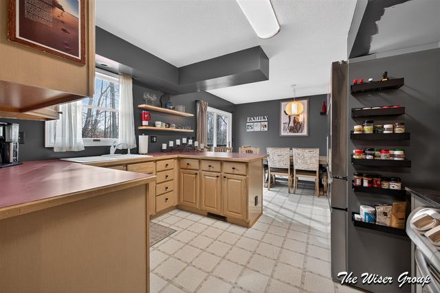 2713 Hillcrest Drive, Ionia, MI 48846