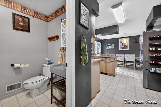 2713 Hillcrest Drive, Ionia, MI 48846