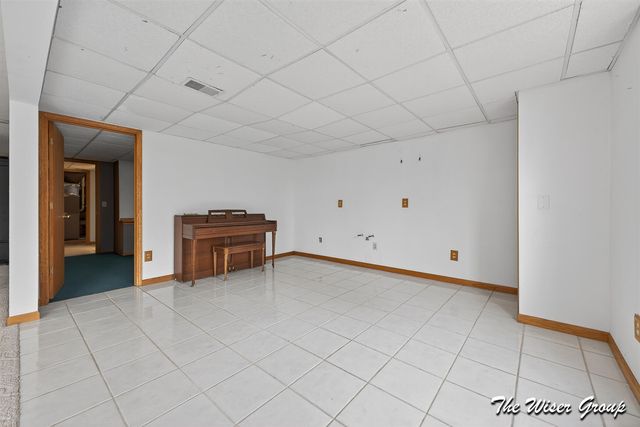 2713 Hillcrest Drive, Ionia, MI 48846