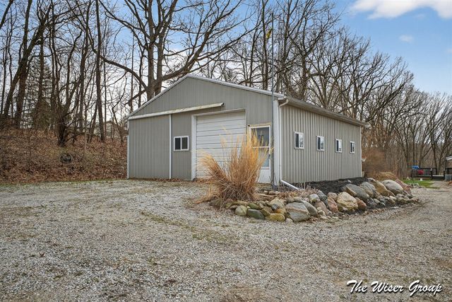 2713 Hillcrest Drive, Ionia, MI 48846