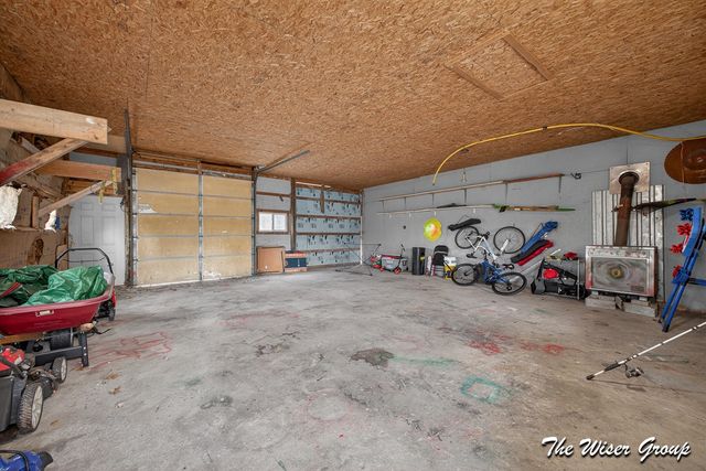 2713 Hillcrest Drive, Ionia, MI 48846