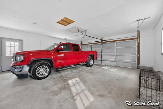 2713 Hillcrest Drive, Ionia, MI 48846